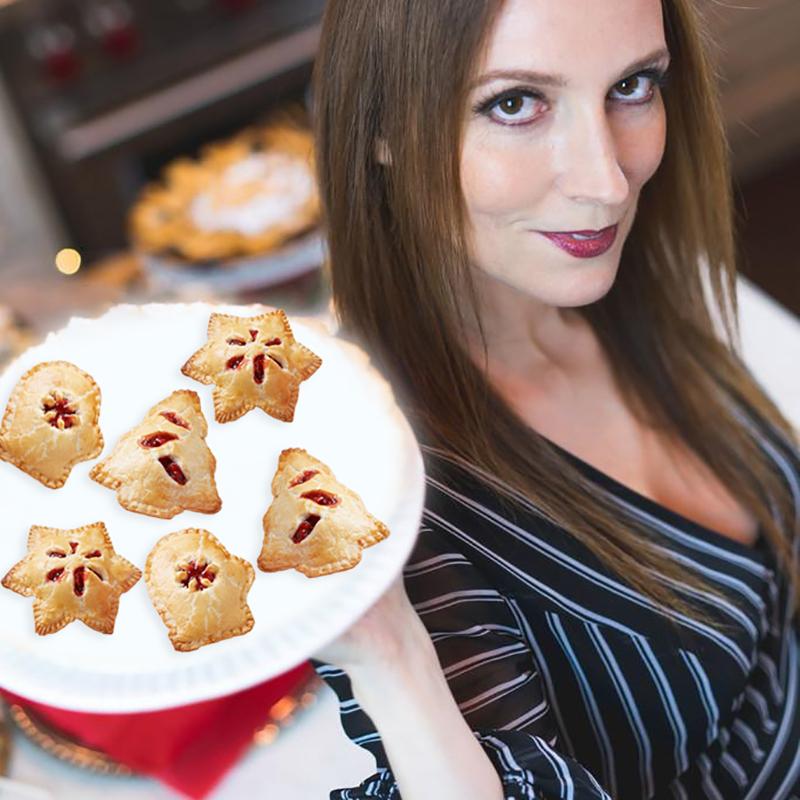 Bake Perfect Pies Every Time - Mini Christmas Dough Presser and Hand Pie Mold