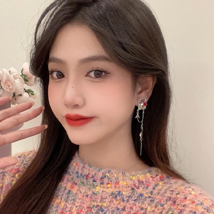 Trendy Long Tassels Earrings with Playing Cards Sweet Temperament Earring Accessories Fashion Jewelry for Women Girls