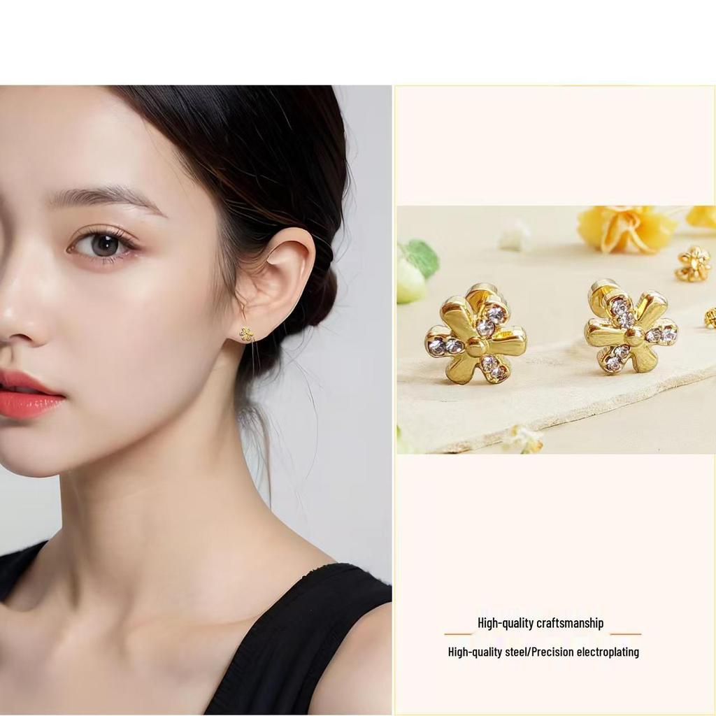 Six-Leaf Clover Cubic Zirconia Stud Earrings - Women's Luxury Versatile Jewelry Gift