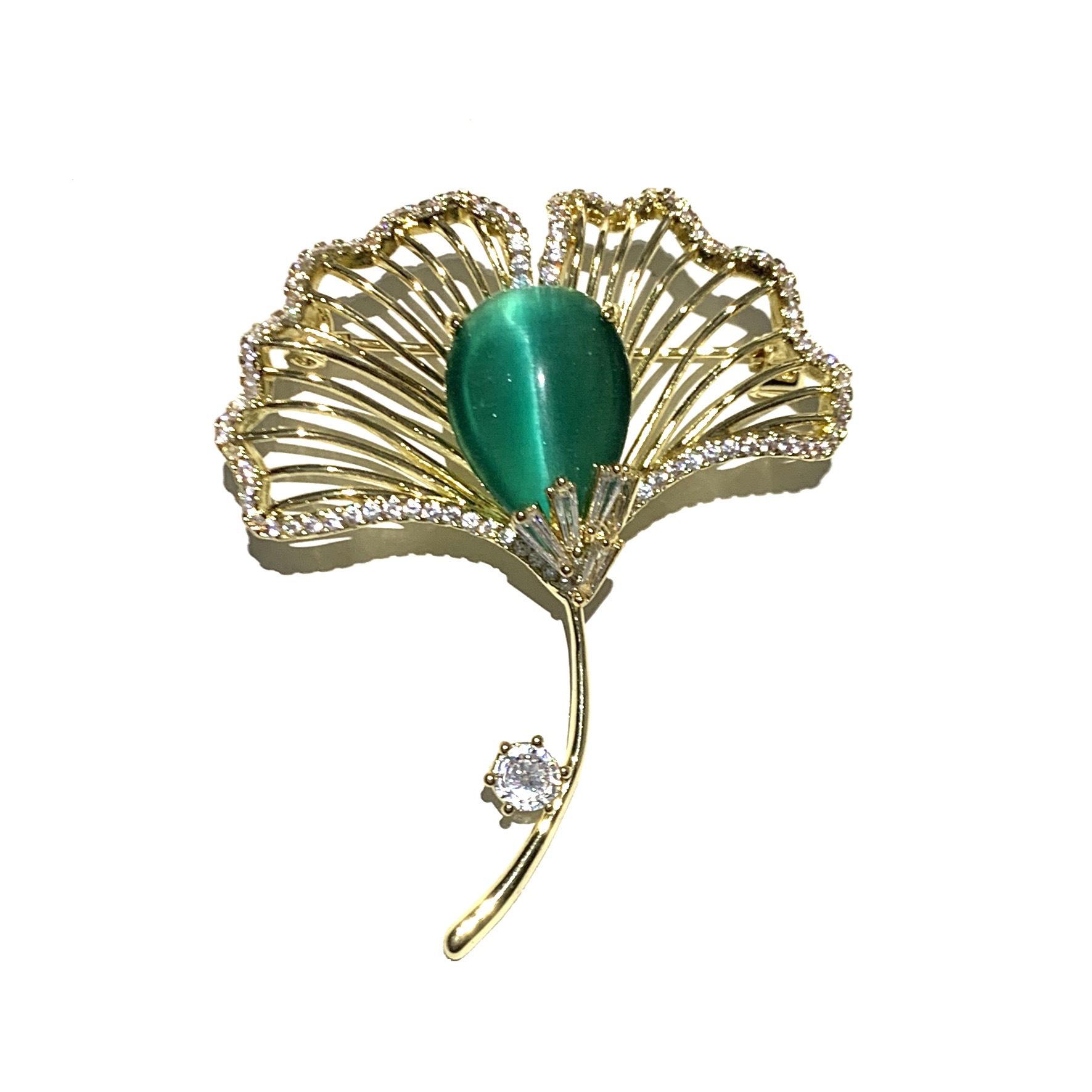 Bo Xin Yun Zircon Ginkgo Leaf Brooch with Cat s Eye Stone - Elegant Hollow Leaf Corsage Pin Accessory.