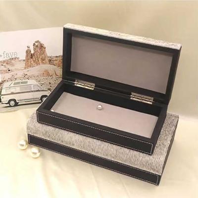 Caja de almacenamiento de joyas pequeña y sencilla para mujer, organizador de collares, anillos, pendientes y pulseras, caja de exhibición, embalaje de regalos de joyas misteriosas, adornos para el hogar, decoración