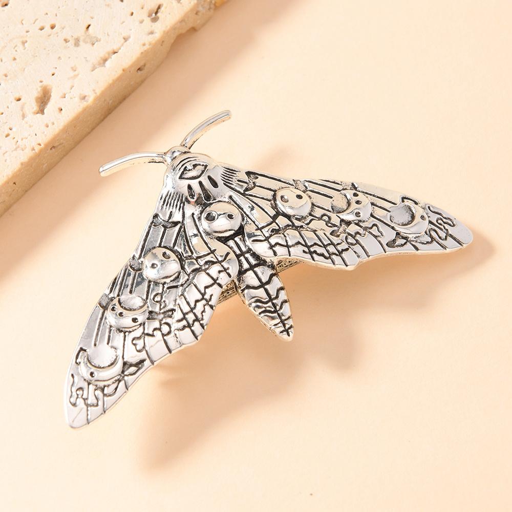 

1 Fashionable Retro Moth Hair Clip, Ideal for Daily Use, Versatile and Personalized Headwear, Exquisite Girl Style Hair Accessory. Size fits all