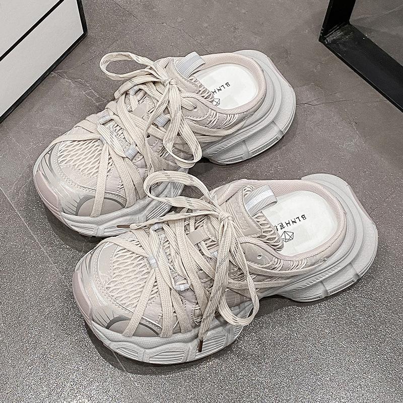 Thick-soled straps, mesh lightweight and versatile casual women's shoes, breathability increased, spring 2025 half-drag