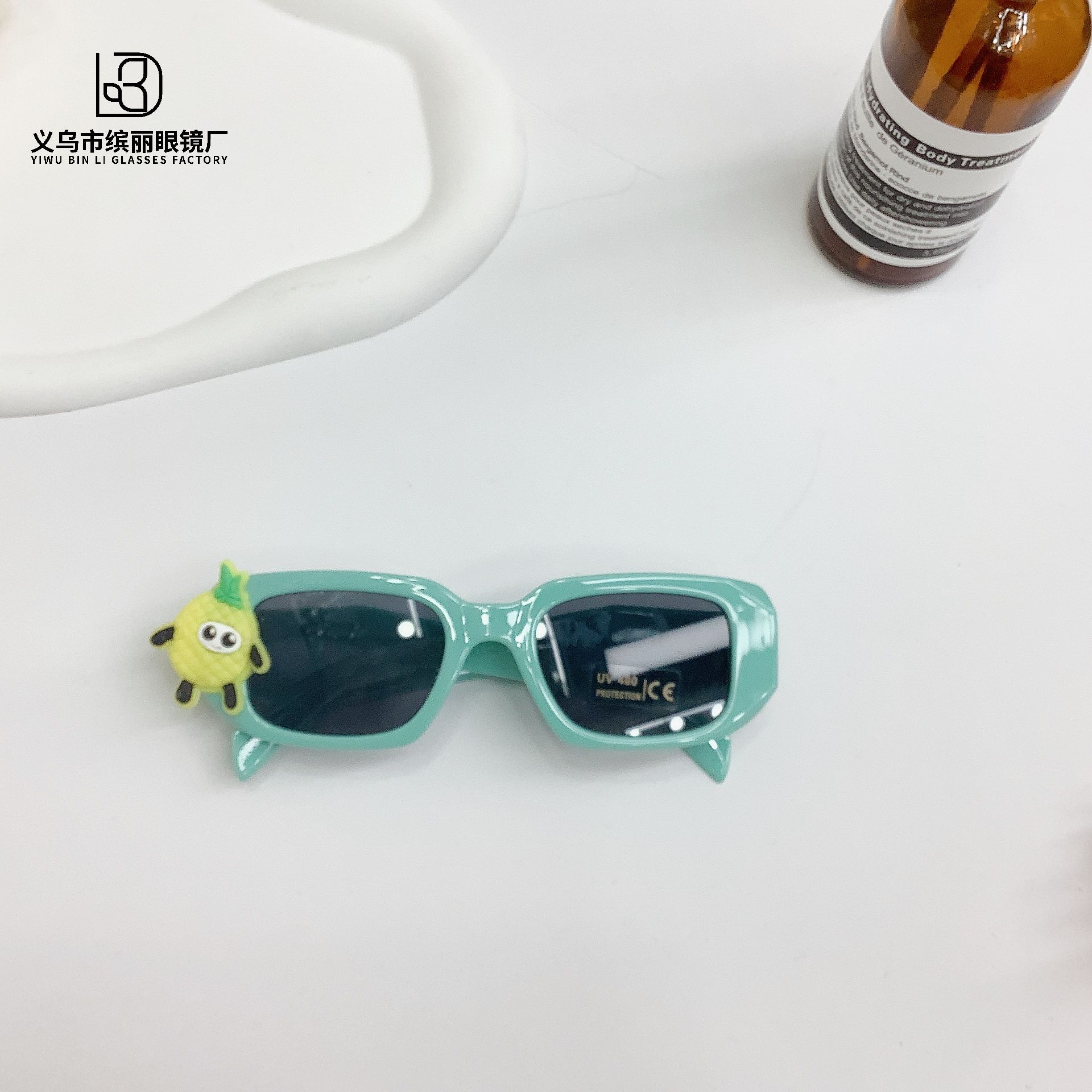 

Модные солнцезащитные очки с защитой от ультрафиолета для детей Модные солнцезащитные очки Детские очки Солнцезащитный козырек Защита глаз