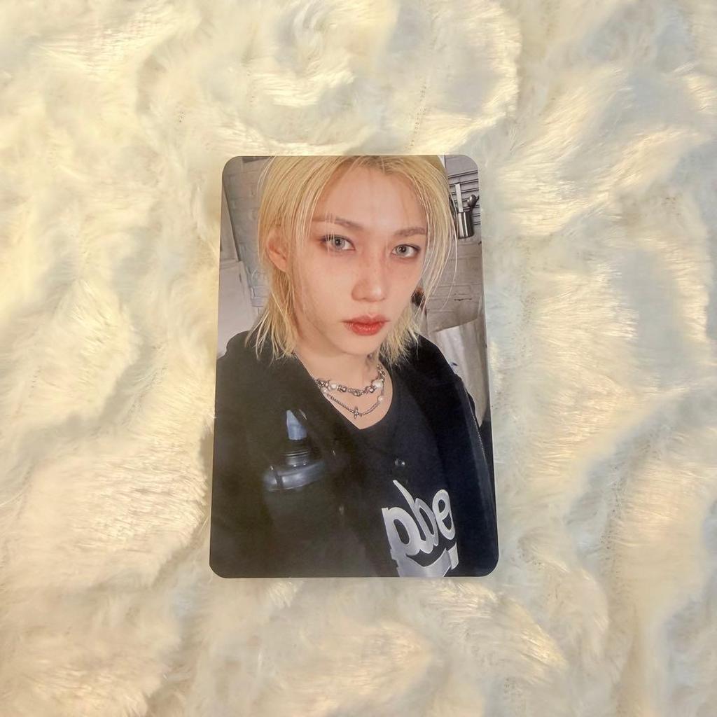 [USED] Stray Kids Felix Karma SKZOO Bonus Trading Card with Box