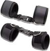 Unisex Bondage Set: Schwamm-Handschellen & Fußfesseln mit Schnallenverschluss zum Flirten und für Rollenspiele.