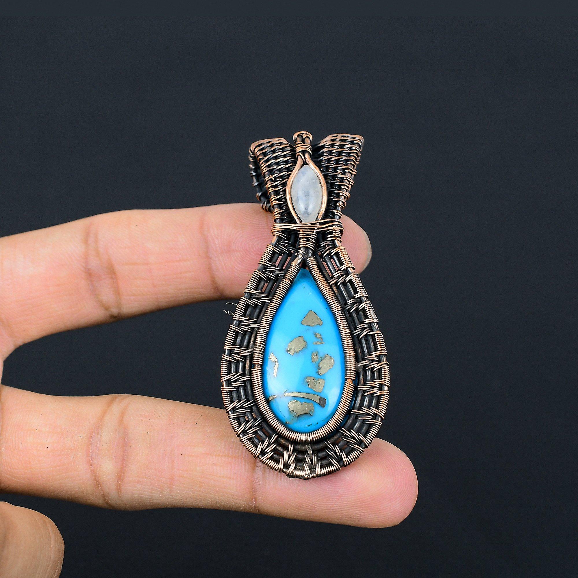 

Кулон из иранской бирюзы, обернутый медной проволокой 999 пробы, Ювелирное изделие-кулон из драгоценного камня ручной работы, Подарки для жены, Совершенно новый кулон 2.55 Inches