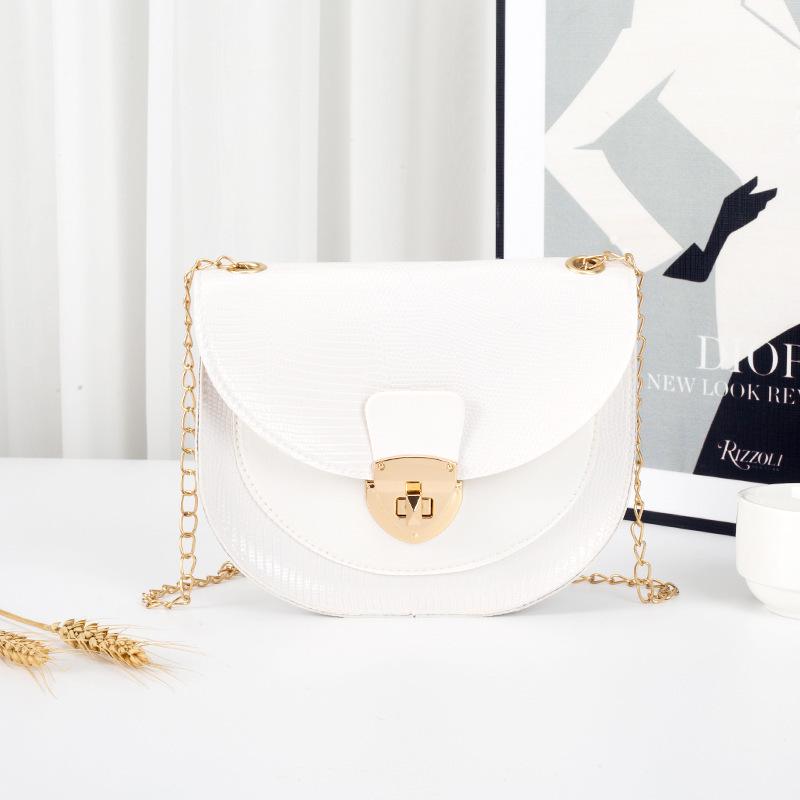 

Trendy saddle bag, mobile phone bag, new women s bag, fashionable lock small bag, shoulder messenger bag, small fresh small square bag. белый