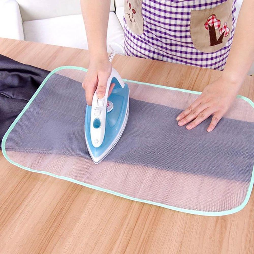 Protective net for ironing fabric Protective net for protecting delicate clothes