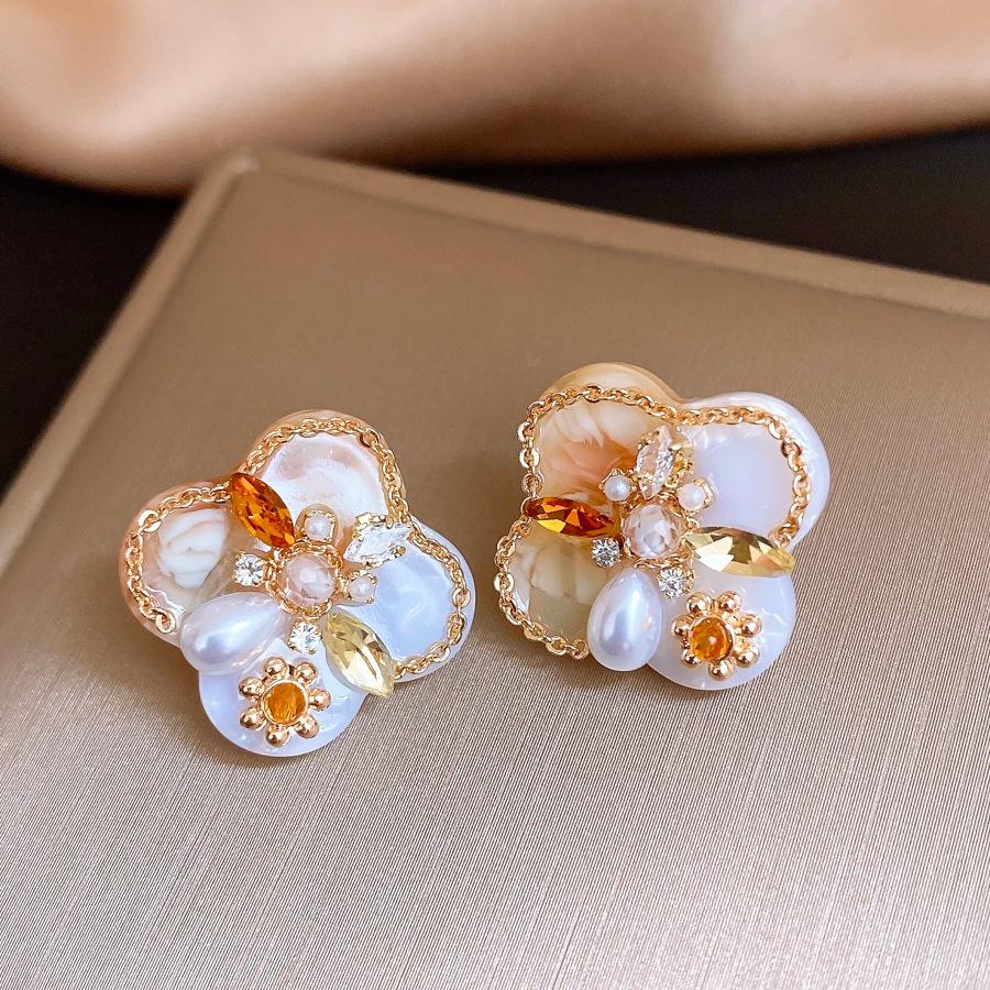 18K real gold electroplated zircon plate flower stud earrings retro court style earrings earrings