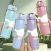 1PC Simple White Goose Cartoon 750ml Color Plastic Sports Water Bottle Leakproof Flip Straw Lid Suitable for Sports Office Home Use