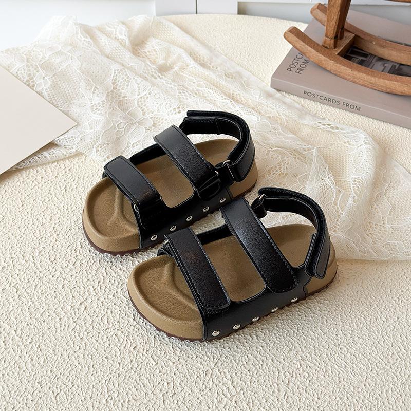 Girls' Sports and Casual sandals2026Summer Fashion Soft-soled Beach Shoes for Little Girls, Trendy Children's Shoes