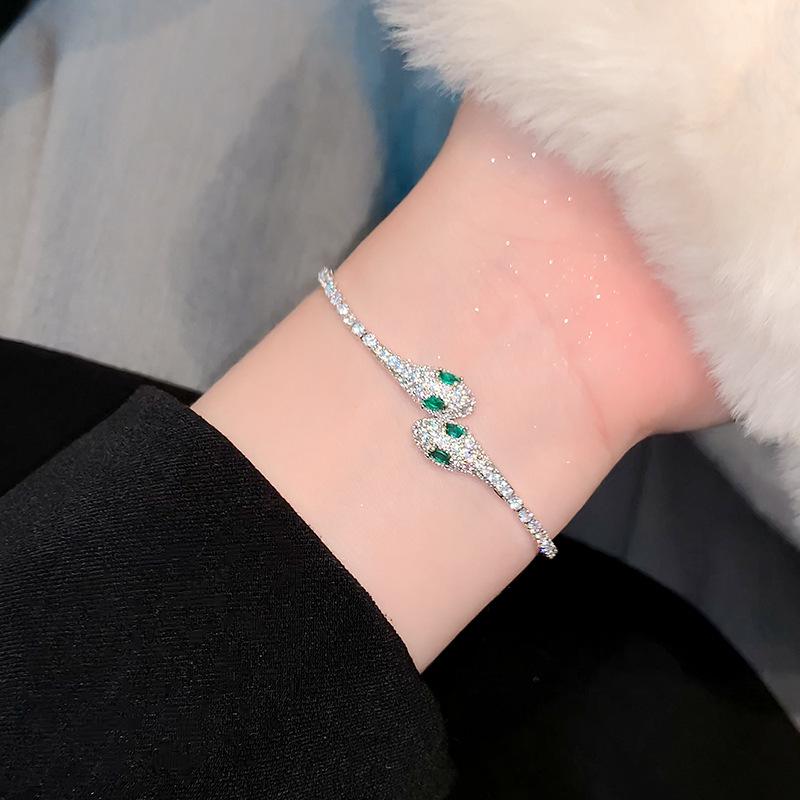 

Top-Selling Women s Exquisite Diamond Versatile Snake Bracelet