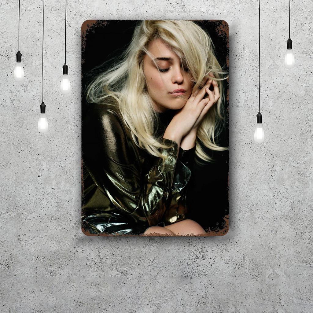 Sky Ferreira Retro Vintage Tin Sign Poster Decorative Plaque Metal Plate Wall Decor