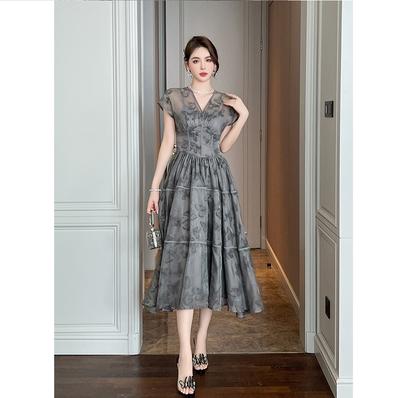 Summer Women's French Retro V-neck Temperament, Waist Cinching Printed Large Swing Long Dress