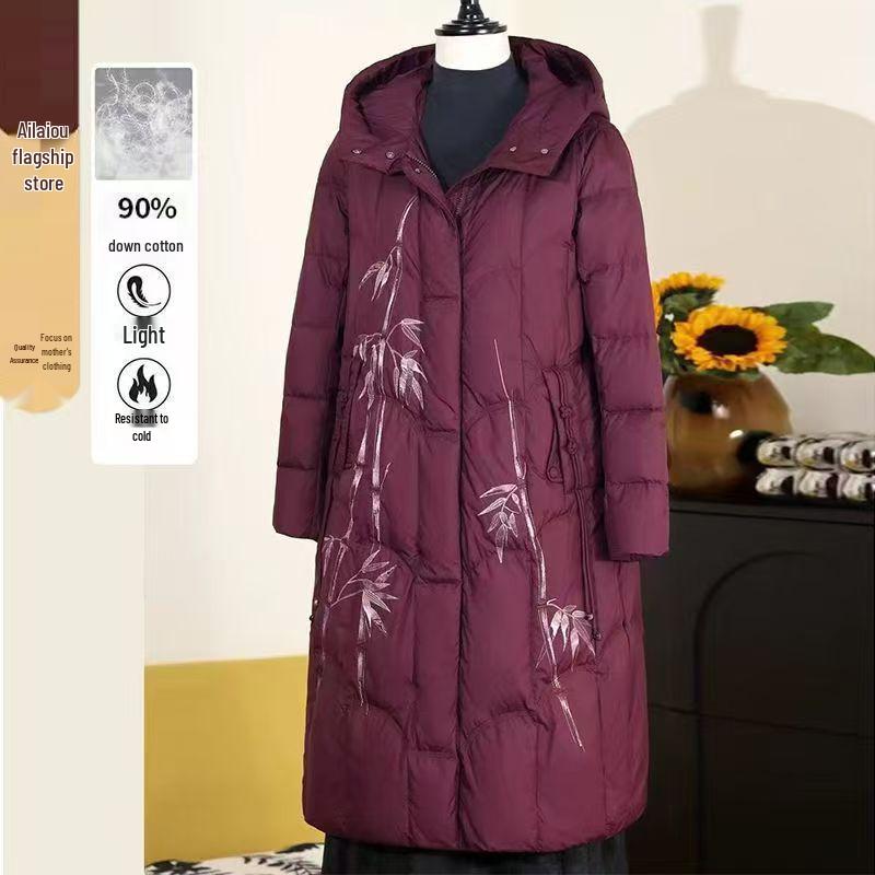 

Стильное зимнее хлопковое пальто средней длины 2025 года для женщин среднего и пожилого возраста, идеально подходит для возраста 50-60 лет XL (for 45-52kg) красный/фиолетовый