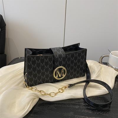 Personalized Retro Printed Shoulder Bag Women's New Trend Fashion High Sense Letter Handbag