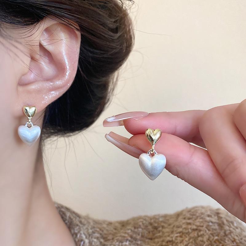 925 Silver Needle Luxury Heart Earrings for Women – Trendy, Versatile, Elegant Celebrity Style