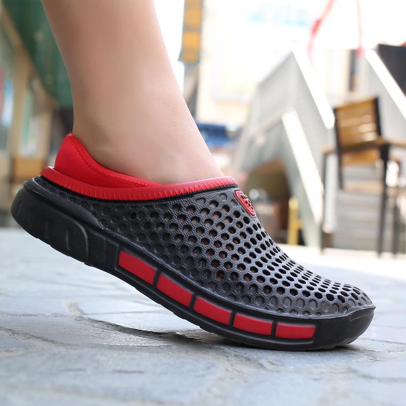 2025 Sommer Herren Atmungsaktive Rutschfeste Geschlossene Zehen StrandSchuhe mit Dicker Sohle und Jelly Design