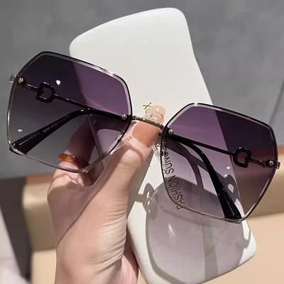 Ochelari și accesorii – Ochelari de soare