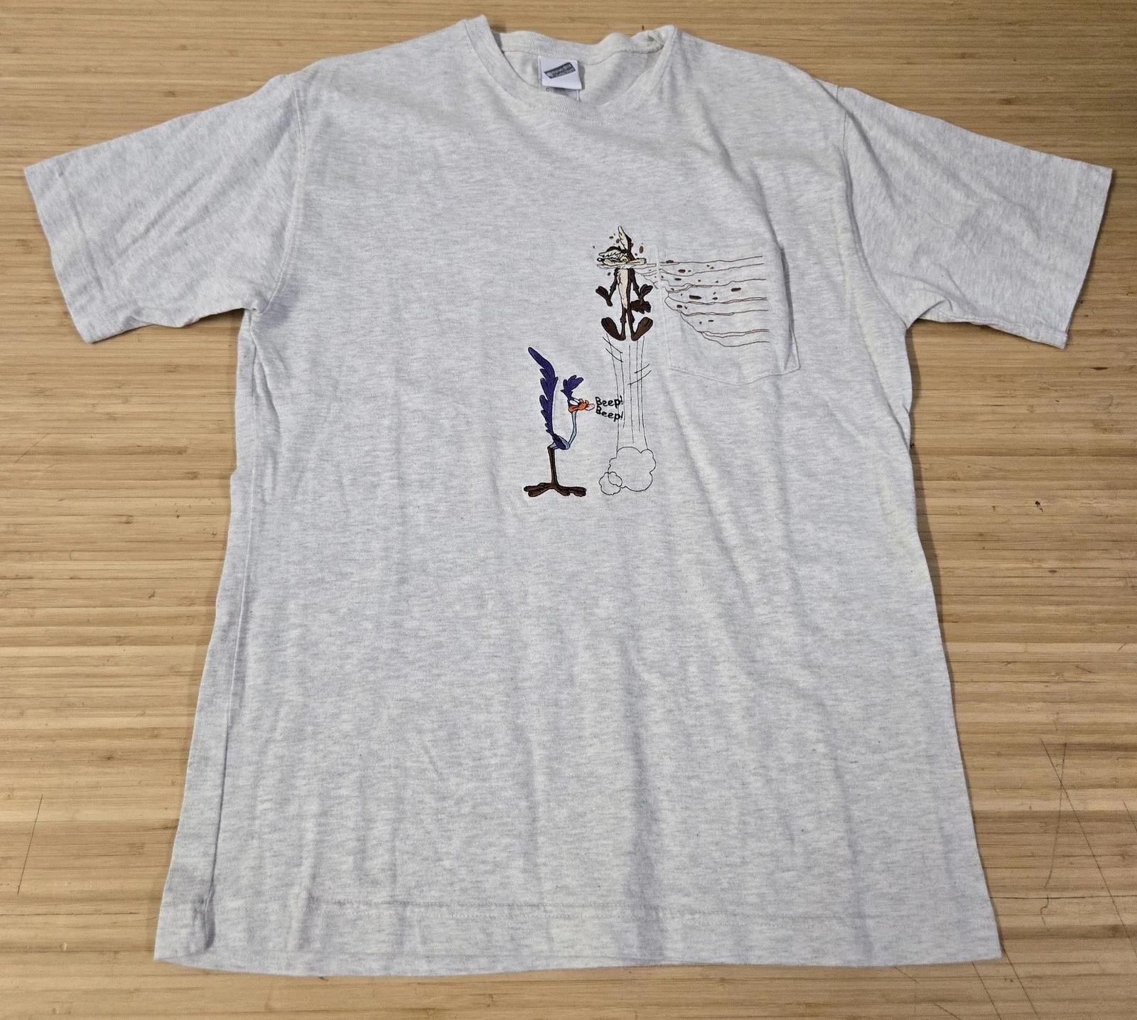 Warner Bros Road Runner Wile E Coyote Shirt Mens Small Gray Cartoon Graphic Tee XL