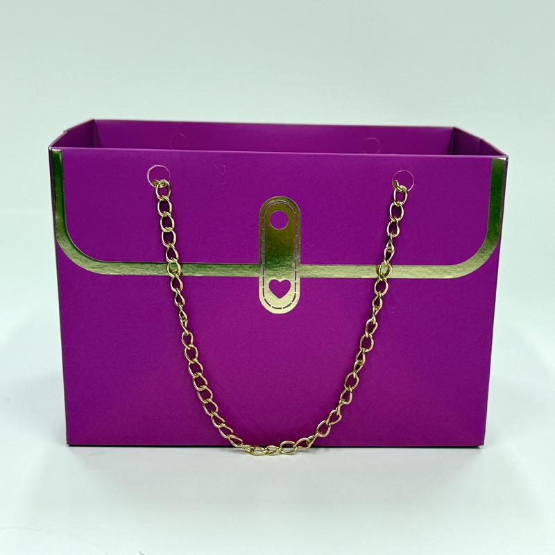 Trendy Brand Rectangular Handbag: Fresh Flower Gift Box & Creative Bouquet Perfume Bag.