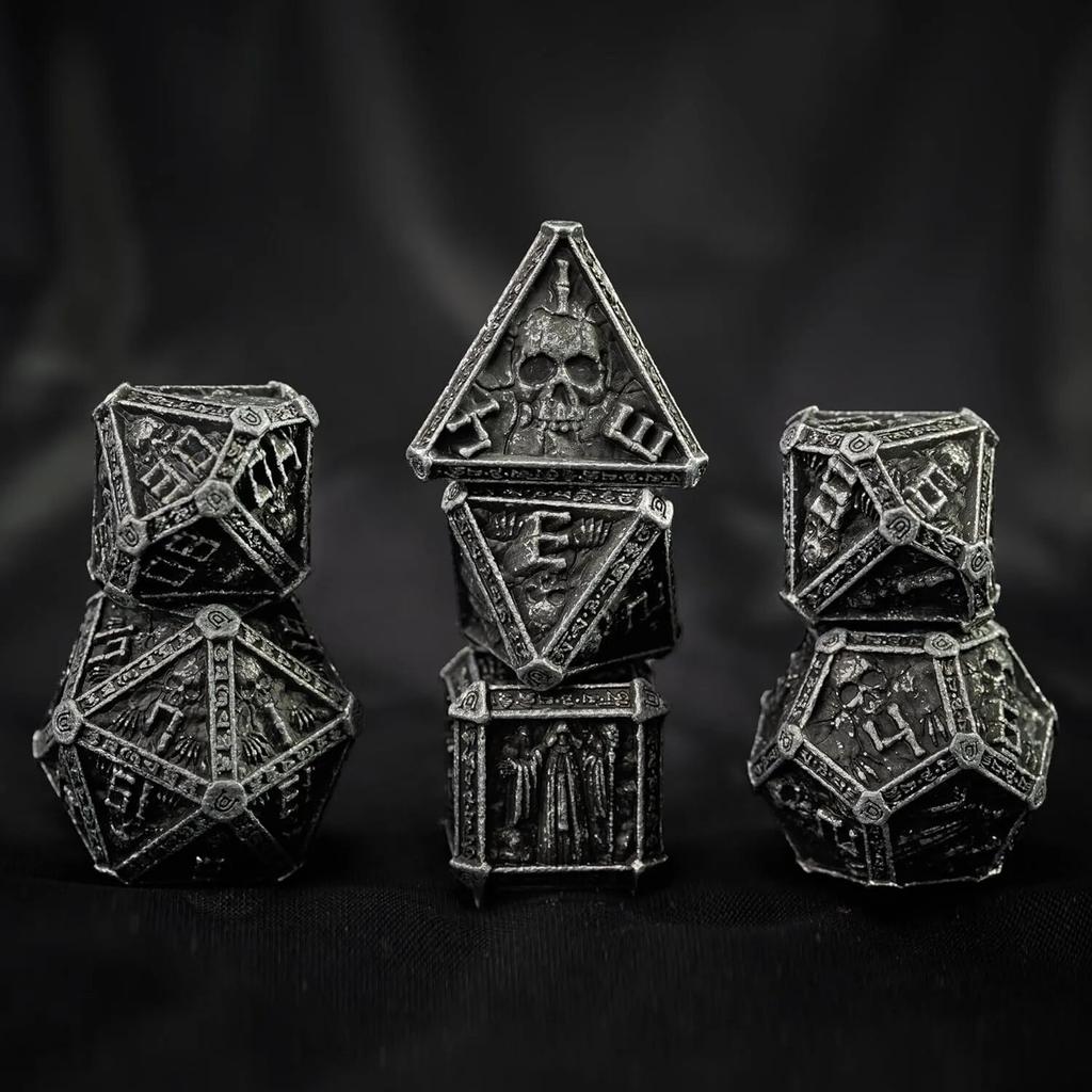 Undead Dice Set Skeleton Head Solid Metal for DND TRPG, Pathfinder, Tabletop Games, TRPG Wizard Evil D20 D12 D10 D8 D6 D4