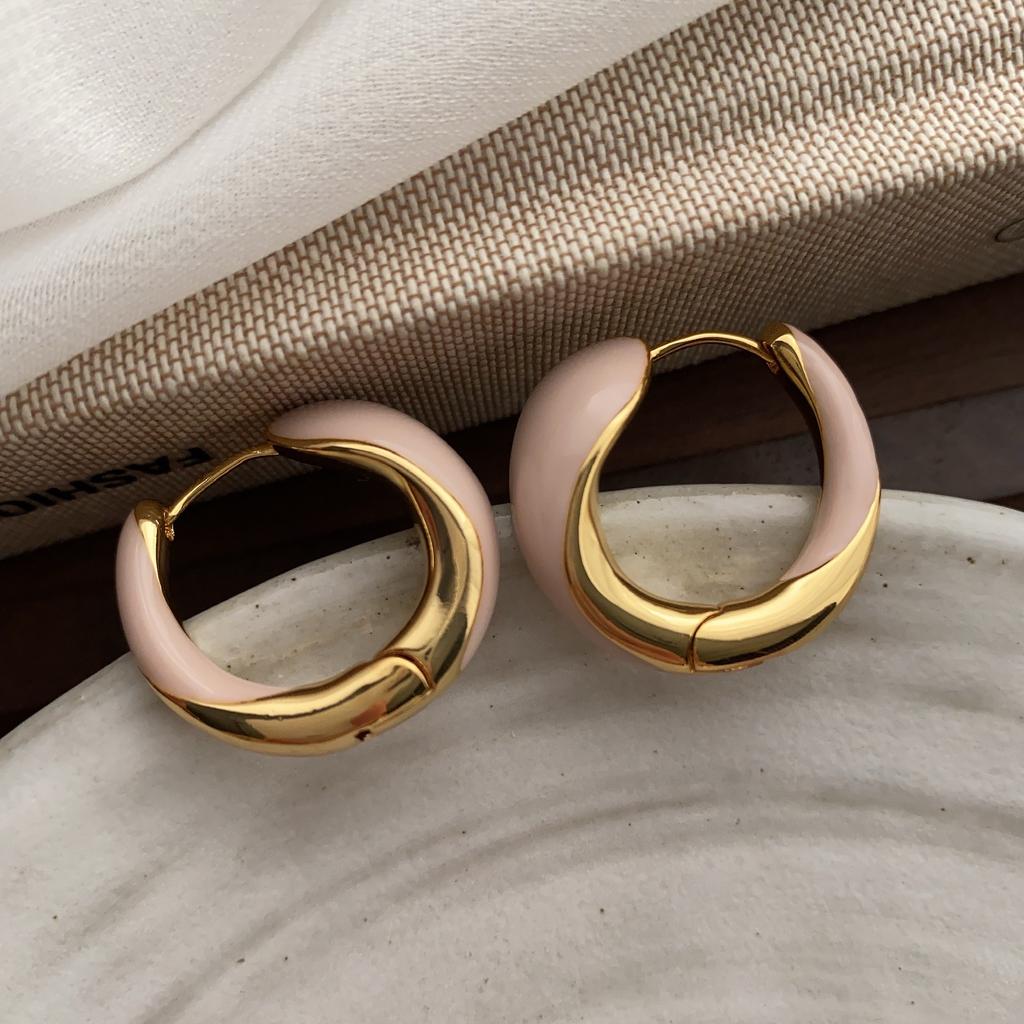 Naked Pink Enamel Oil Drop Earrings Real Gold Earrings Simple Style White Ear Buckles Women