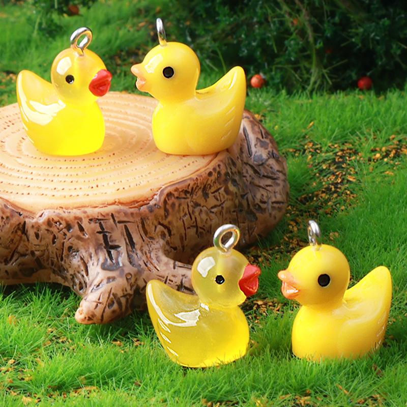 50Pcs Luminous Colored Small Yellow Duck Pendant Cute Duck Mini Resin Charms Bulk For Diy Earrings Jewelry Accessories Keychain
