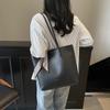 Premium Texture Retro Large-capacity Bag Women's New Commuter Shoulder Bag College Student Tote Bag