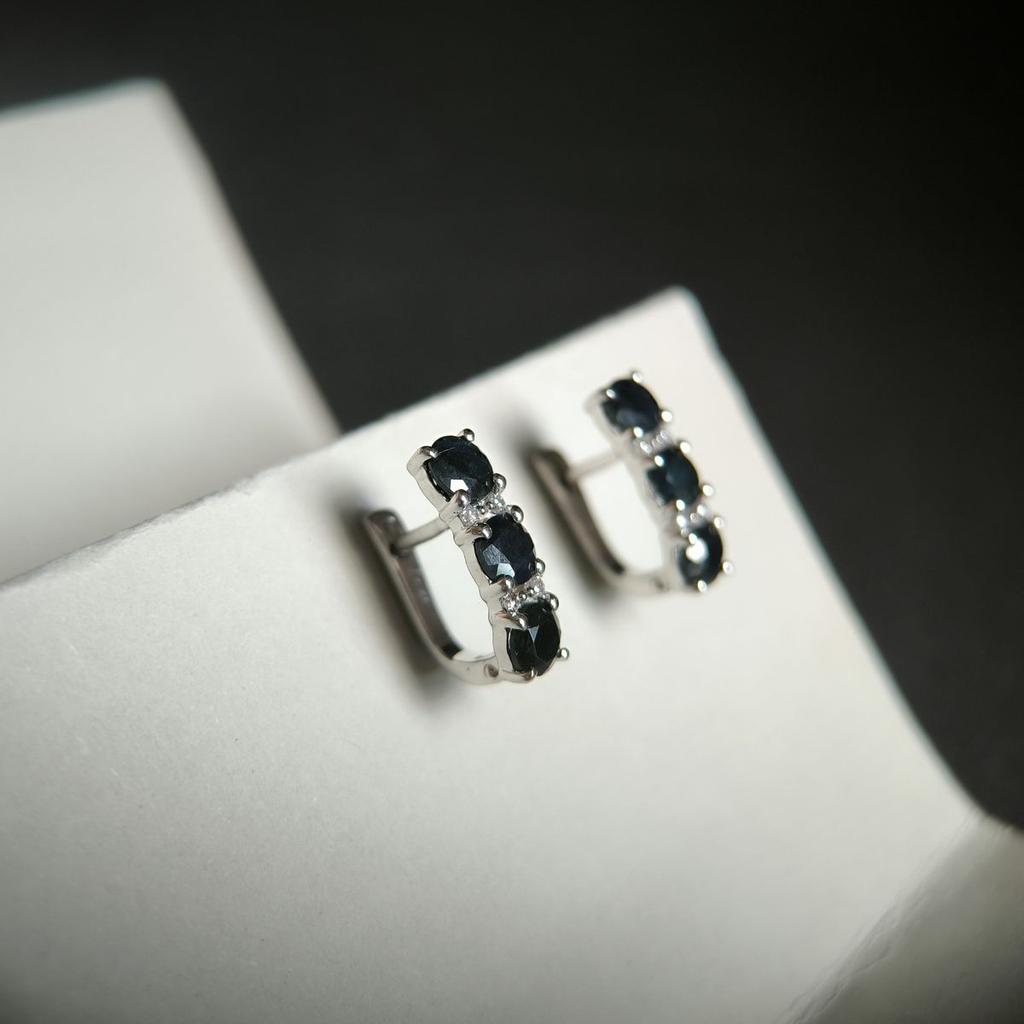 Серебряные серьги с натуральным сапфиром 4.073ct, фианитами (2177739)