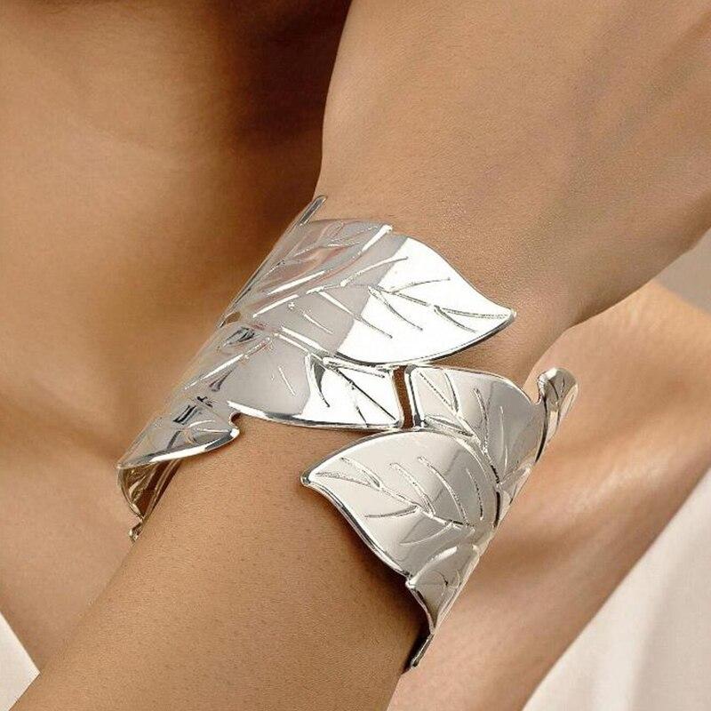 Copper Color Leaf Shape Cuff Bangle For Women Gold Color Leaves Hinge Bangle Vintage Girls Party Jewelry Street Wear Accessories