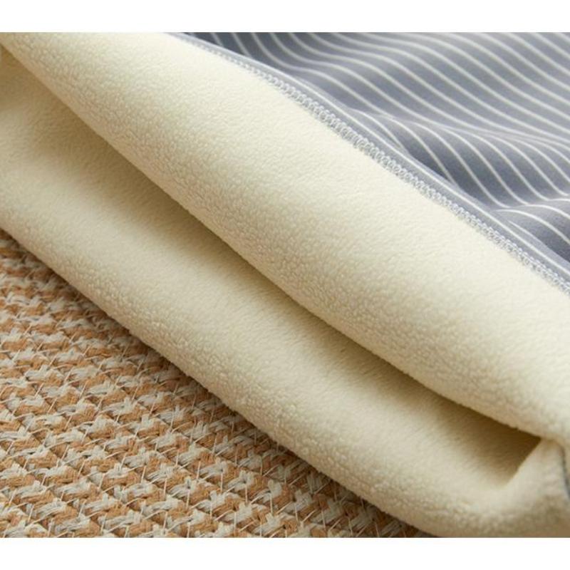 Kids' Fleece Turtleneck: Warm Long-Sleeve Top for Boys & Girls, Ideal for Autumn/Winter.