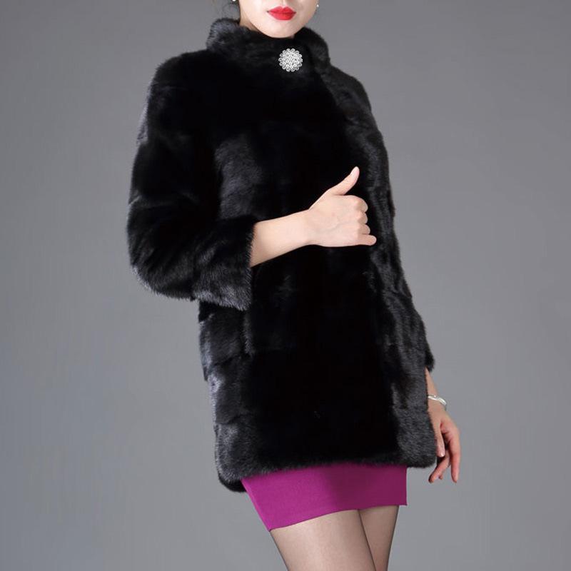 Perlové knoflíky s diamanty, dámské oblečení, topy, bundy, knoflíky, doplňky, kožichy, norkové kožichy s diamanty, luxusní knoflíky, malé