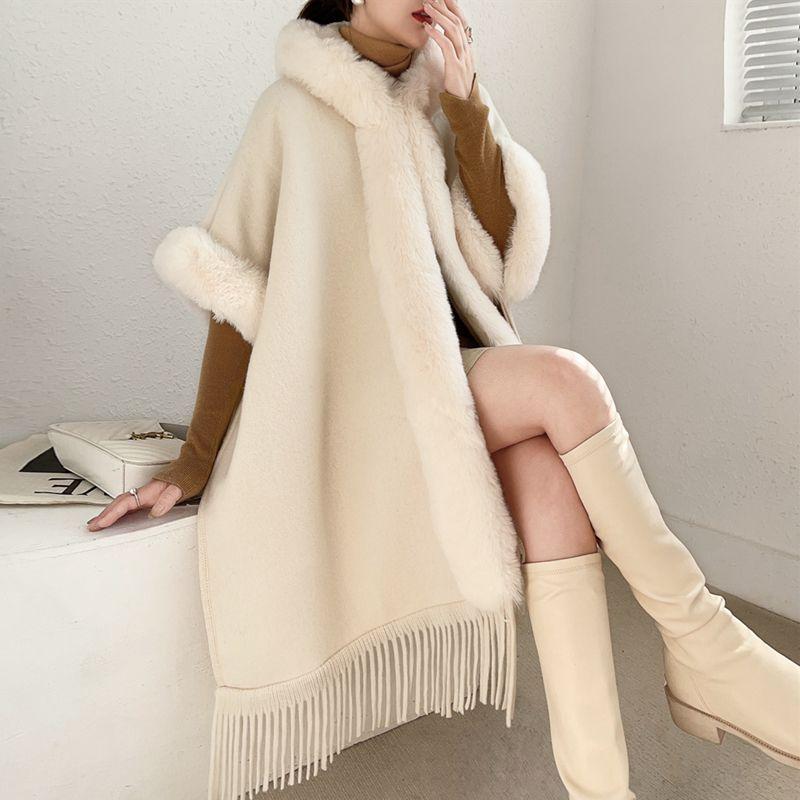 Mit Fleece gefütterter verdickter Schal Großer Pelzkragen Umhang Umhang Oberbekleidung Damen Herbst und Winter Neuankunft stilvolle Kapuzenoberbekleidung