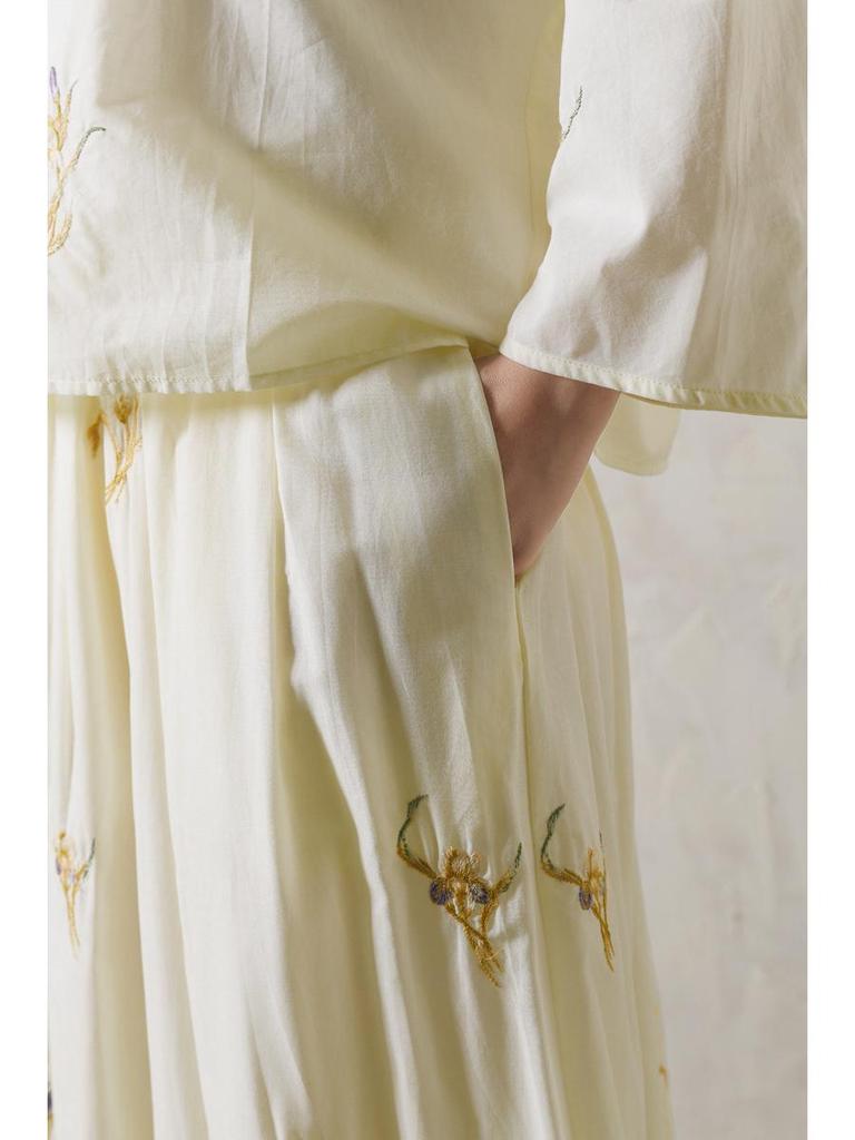 2025 Summer Artistic Retro Cotton Embroidered Half Skirt - Chinese Zen Style for Women