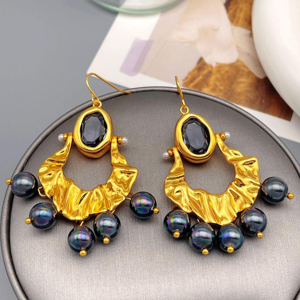 French Retro Pearl Tassel Irregular Pleated Dangle Earrings - Stylish & Unique Design