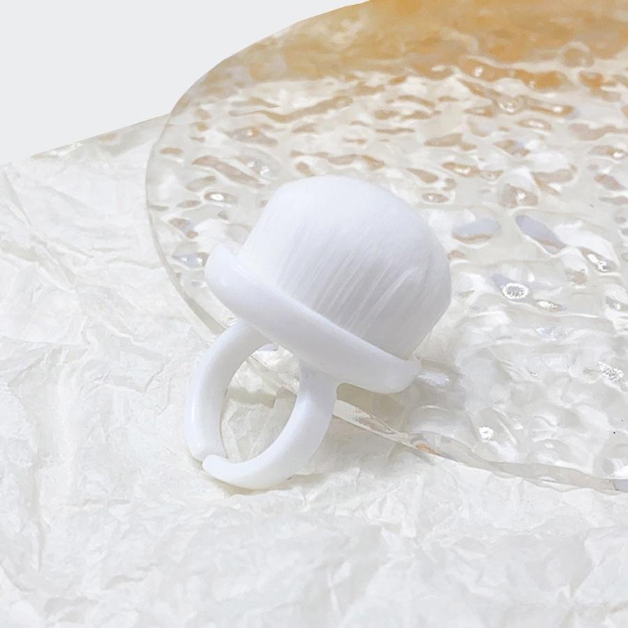 

Регулируемая кольцевая щетка для очистки ногтей от пыли, мягкая щетина для удаления гелевой пыли с ногтей, маникюрный инструмент белый