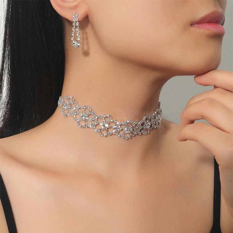 European American Rhinestone Crystal Flower Necklace and Earring Set
