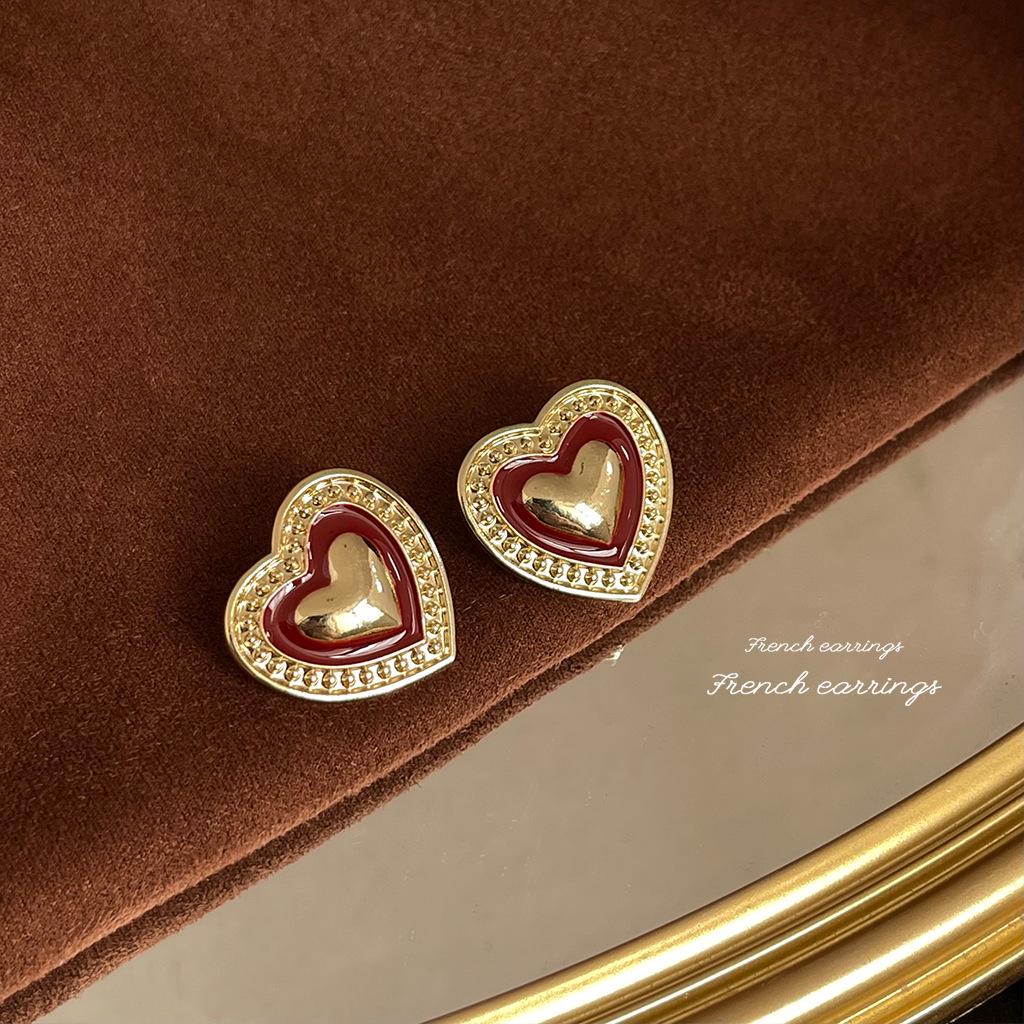 Chinese-Inspired Elegant 925 Silver Stud Earrings with Exaggerated Design