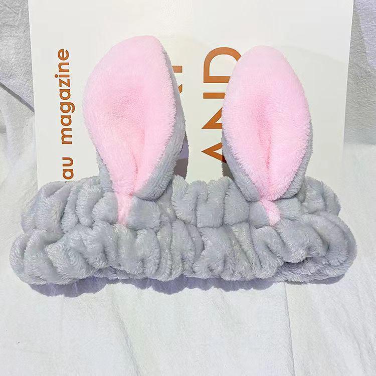 Non-Slip Cartoon Cat Ear Headband for Girls - Perfect for Face Washing and Mask Application