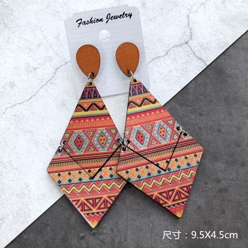 Bohemian Wood Earrings Women's Personality Exaggerated Print Flower Stud Earrings Vacation Versatile Temperament Earrings