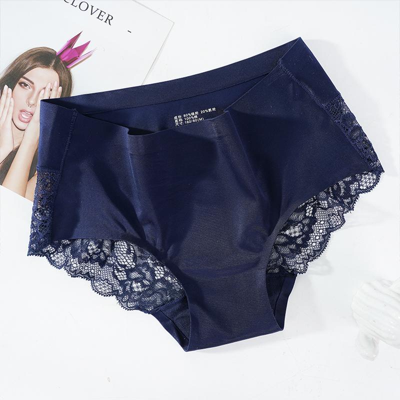 Dámské bezešvé bikini kalhotky ze hedvábí a krajky s květinovým vzorem