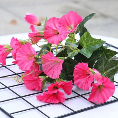Decoração de casa – Flores e coroas artificiais