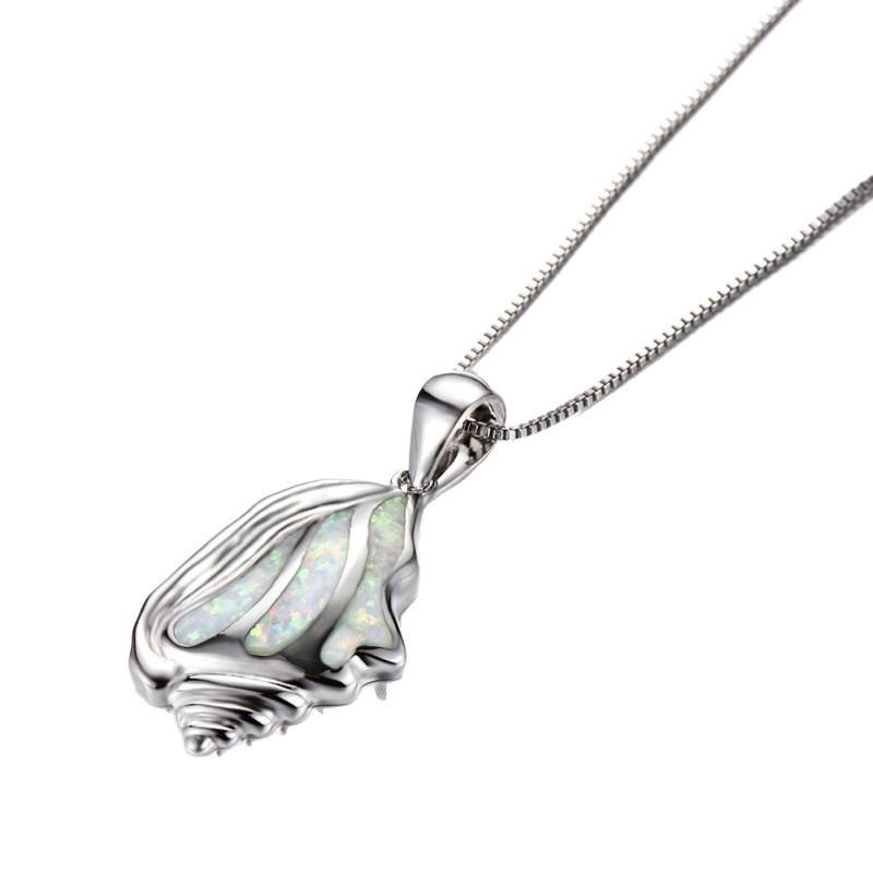 Hot-selling small conch pendant Opal blue and white fish-shaped pendant, smart contrasting color fashionable personalized necklace