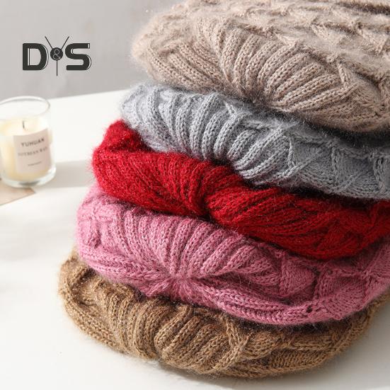 Women Winter Hat with Integrated Scarf Thick Warm Knitted Windproof High Elasticity Full Protection Outdoor Travel Cold Weather Cycling Cap