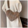 Women's Shoulder Bag, Plush Heart Chain Shoulder Bag, Crossbody Bag, Handbag, Niche Sexy Girl Outfit, Date, Commuting, Shopping, Versatile.