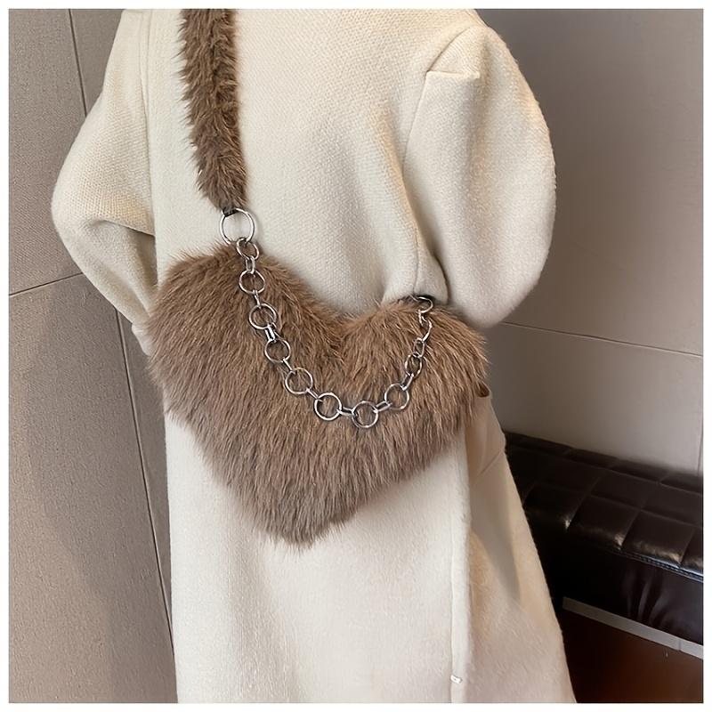 Women's Shoulder Bag, Plush Heart Chain Shoulder Bag, Crossbody Bag, Handbag, Niche Sexy Girl Outfit, Date, Commuting, Shopping, Versatile.