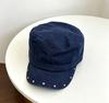 Casquette plate rétro américaine à rivets pour femmes, nouvelle collection printemps-automne, béret noir polyvalent affinant le visage, petit chapeau