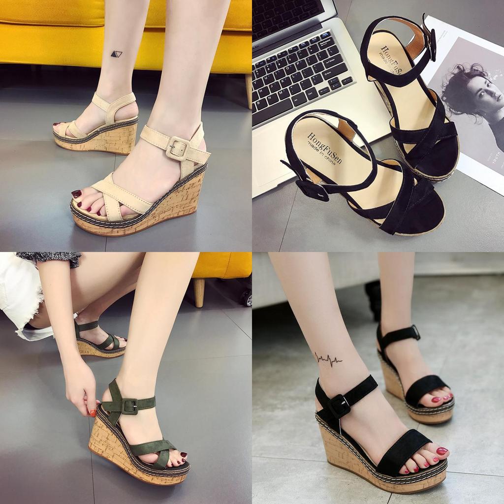 Womens Flat Sandals With Velvet Upper And Ankle Buckle For Summer Casual Wear